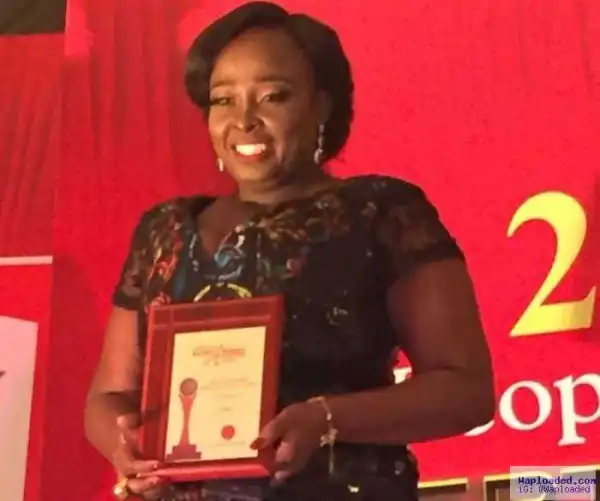 LOLO1 Of Wazobia FM Wins The Award Of “BEST FEMALE OAP” At City People Awards 2016